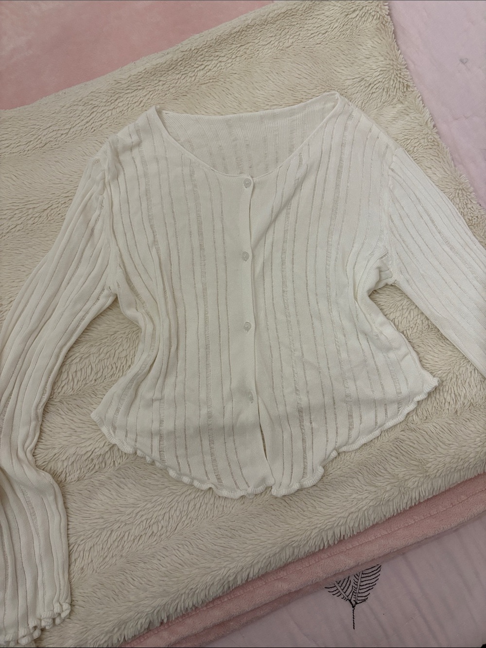 White Ribbed Button-Front Women’s cardigan from HM